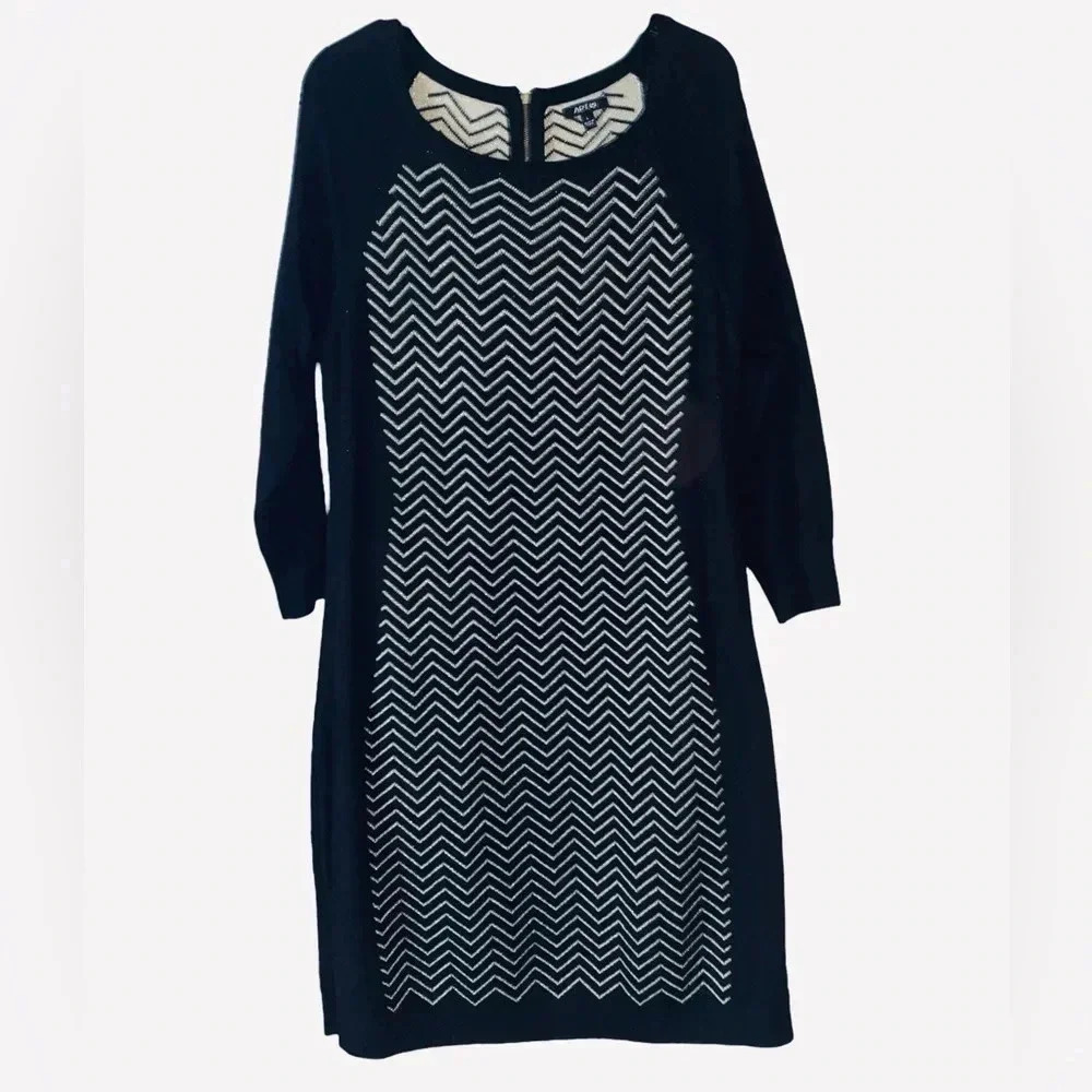 Apt 9 Black And Gold Zigzag Patterned Sweater Dre… - image 2